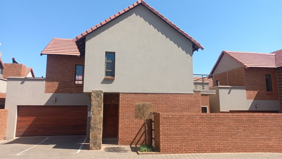 3 Bedroom Property for Sale in Wild Olive Estate Free State